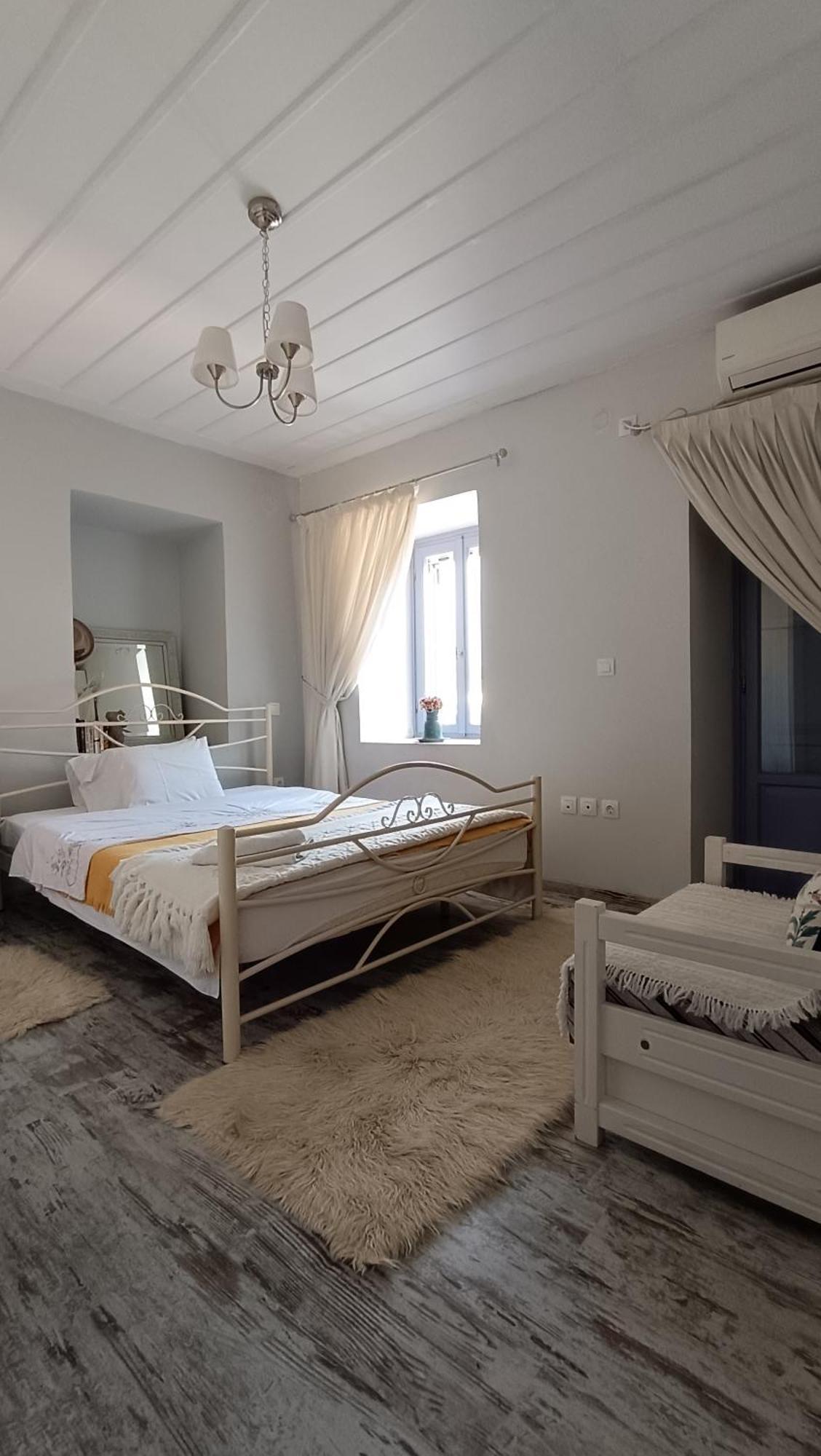 Locrihouse-Stylish Comfortable Home In Galaxidi ภายนอก รูปภาพ